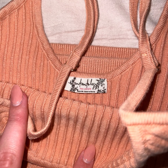 Free People Set - Picture 6 of 6